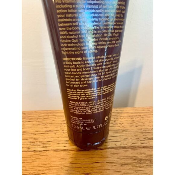 He Shi Day to Day Gradual Tan 200ml Light For him Her Tan Extender Moisturizer - Picture 6 of 7